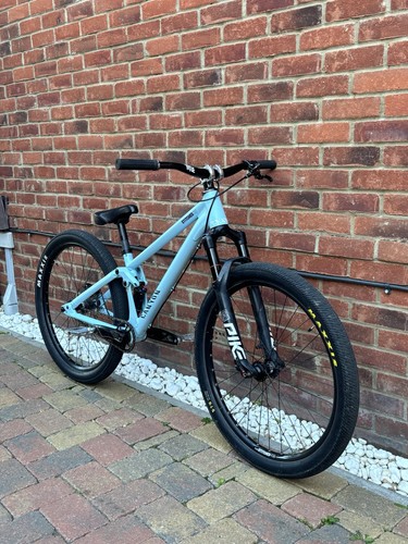Canyon 720 full suspension - canyon,