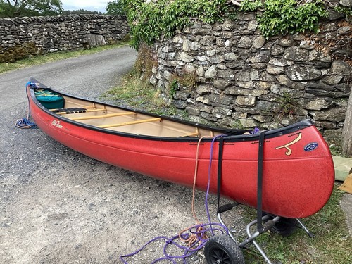 Canadian canoe old - , town