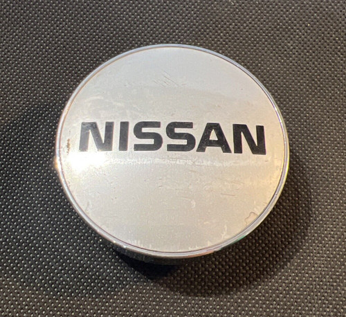 Nissan vintage car badge - nissan,