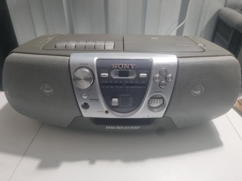 Sony radio cassette recorder - radio,