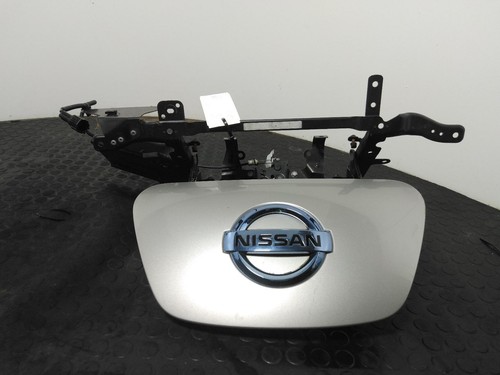 Nissan leaf charger port - charger,