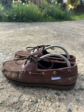 Quayside men deck boat - deck,