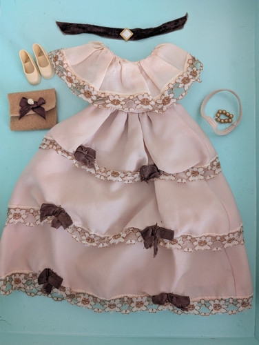 Sindy pedigree 1981 ball - pedigree,