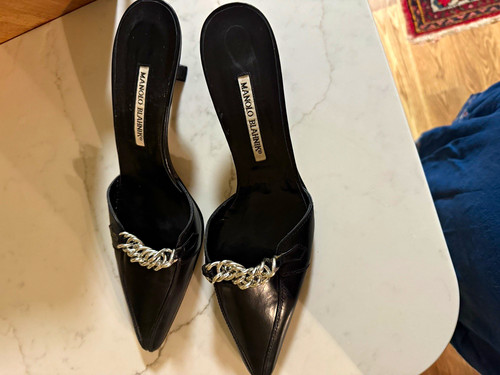 Manolo blahnik black leather - blahnik,