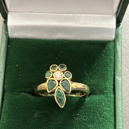 22ct gold cluster ring ladies - 22ct,