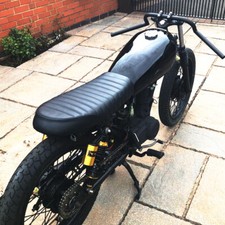 Black PU Flat Hump Cafe Racer Seat For Honda CG125 CB CM CL XL 125 250 350 450