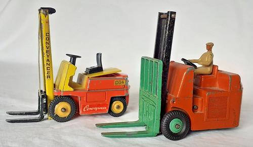 Meccano dinky toys - meccano,