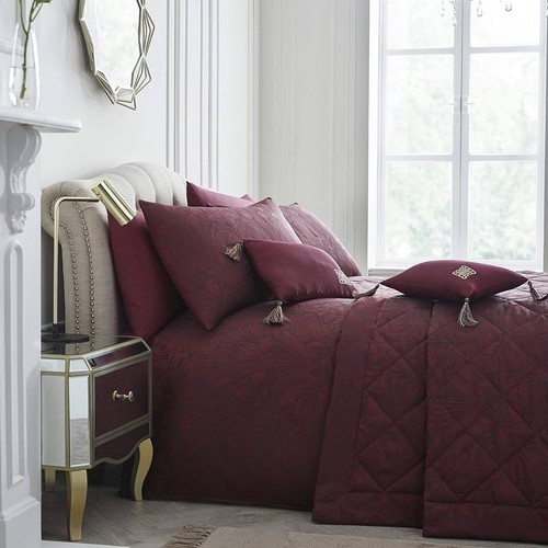 Laurence llewelyn bowen - llewelyn,