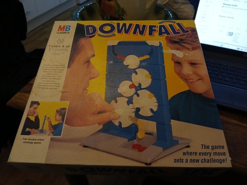 Vintage downfall games - downfall, mb