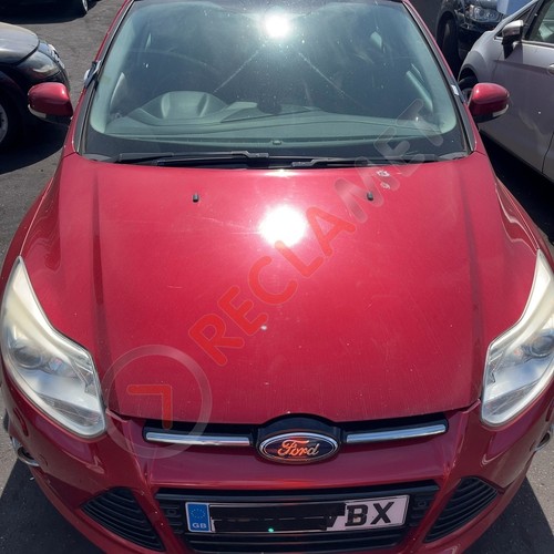 Ford focus titanium mk3 - x,