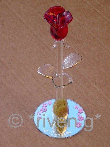 Red rose single stem - red,