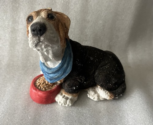Stone critters basset hound - stone,