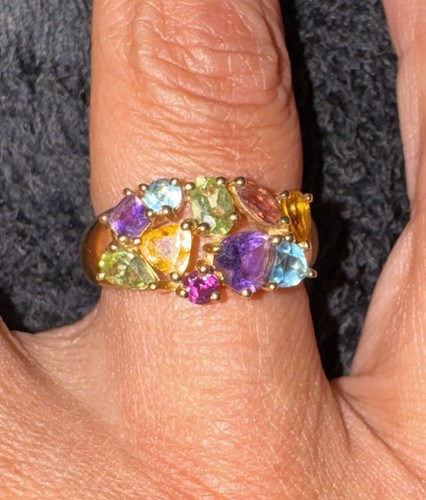 Mesmerising hallmarked 9ct
