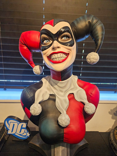 Sideshow harley quinn - quinn, bust