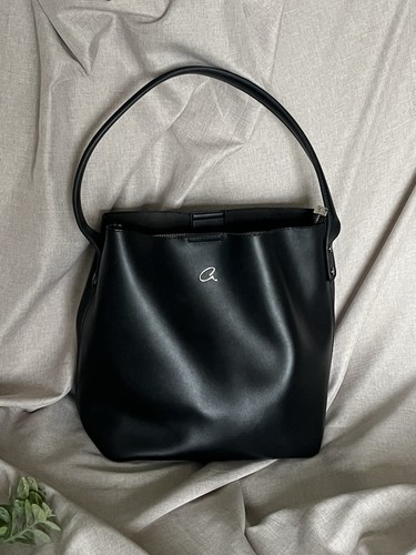 Axel handbag black hobo - handbag, bucket