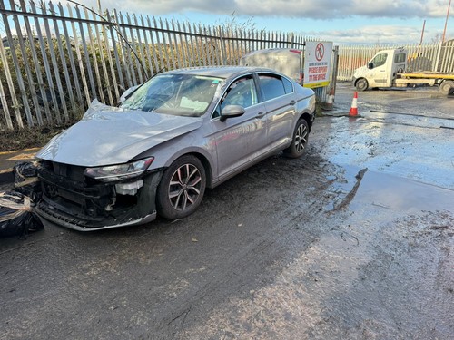 Passat saloon 4dr mk7 b8 - vw,