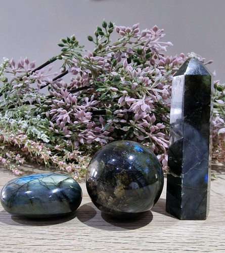 Labradorite crystal tower - labradorite,