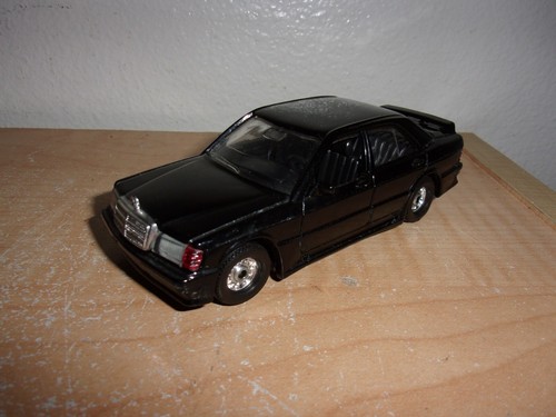 Corgi mercedes benz 190e 3 - mercedes, 2.3
