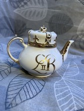 Vintage Royal Stratford Golden Jubilee Teapot Queen Elizabeth 2