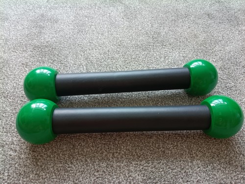 Zumba weights green vgc - weights, green.