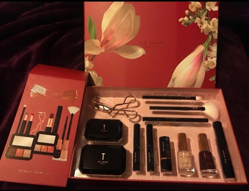 Ted baker make set - up,