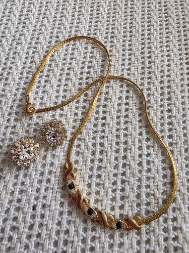 Vintage gold tone - gold,