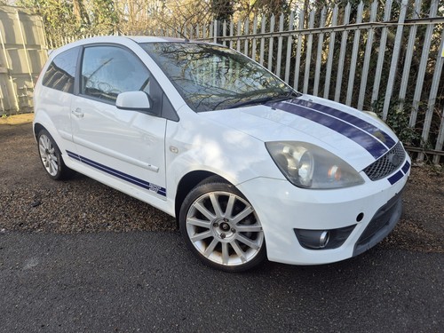 Ford fiesta 150 mk6 frozen - st,