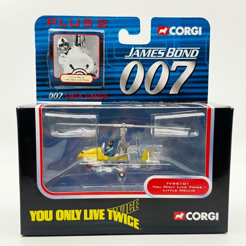 2003 corgi james bond - james,