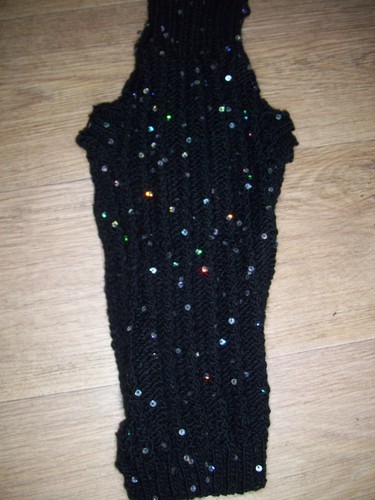 Brand new hand - , knitted