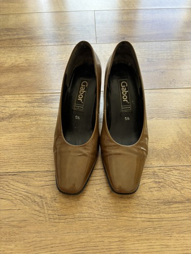 Gabor size patent - 5.5, tan