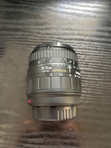 Sigma zoom 70mm 5 - 24-70mm, f/3.5-5.6