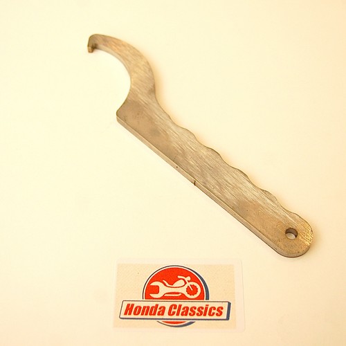 Rear suspension spanner tool - rear, c-spanner
