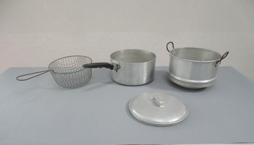 Vintage aluminium chip - , pan