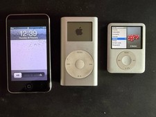 3 Apple iPods Spares Or Repair