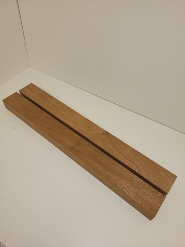 Sapele mahogany 600 x - @,