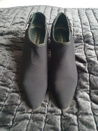Russell bromley donald - bromley, j
