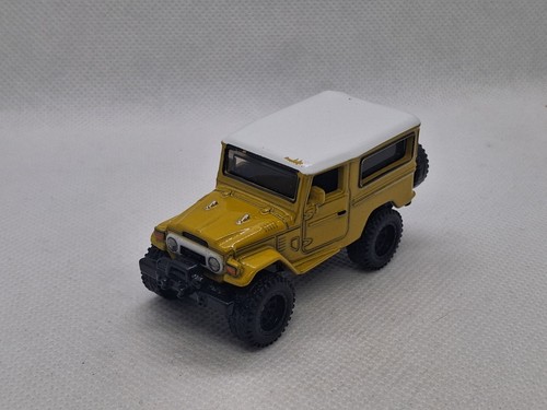 Hot wheels premium toyota land - toyota,