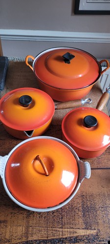 Creuset cast iron saucepans - le,
