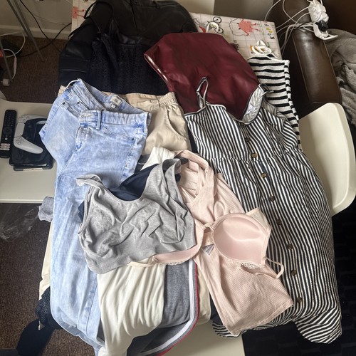 Womens clothing bundle bulk - ,