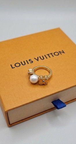 Authentic preloved louis - authentic,