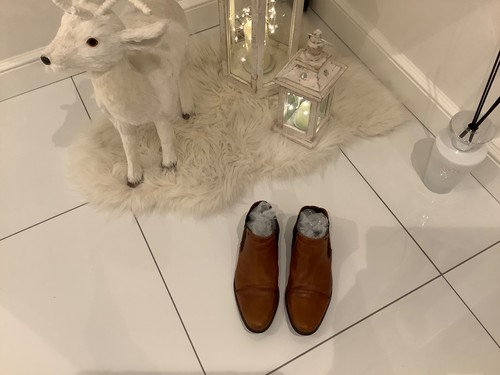Dune brown chelsea boots size - brown,