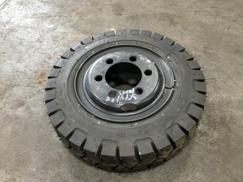 Carlisle 29x8 forklift tire - 29x8-15,