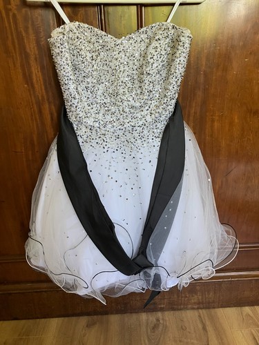 Mori lee white and sequined - mori,