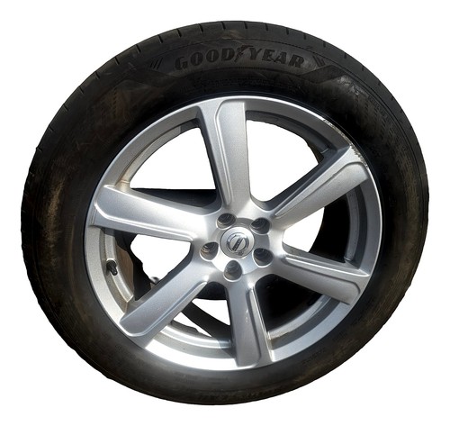 Volvo v40 black alloy - v40, road