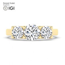 Round Diamond Trilogy Ring 18k