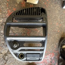 Citroen Saxo Dash Centre