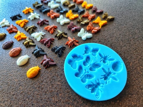 Silicone mold for - 8, different
