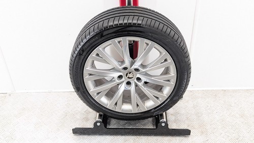 Skoda superb mk3 alloy - superb, b8