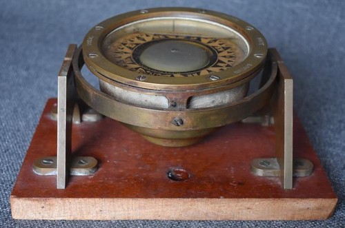 Antique kelvin wilfrid - &,