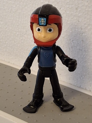 Paw patrol ryder diver figure - patrol,